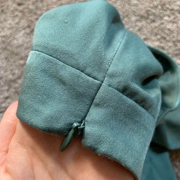 Green lace up shorts - Picture 3 of 3